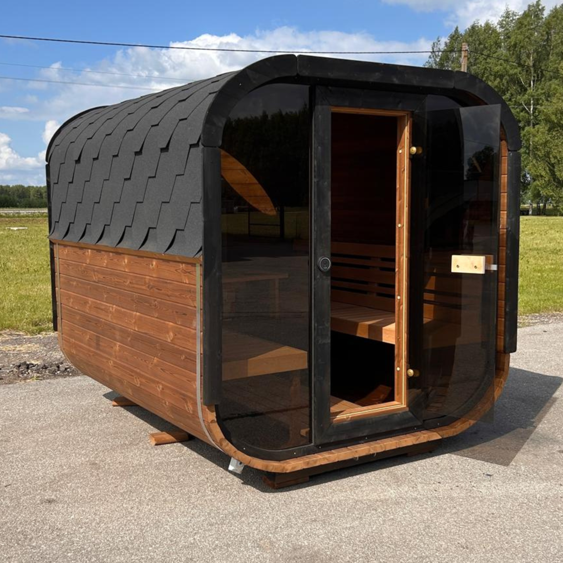 Camilla XL Traditional Outdoor Sauna 5-6 Person - My Store