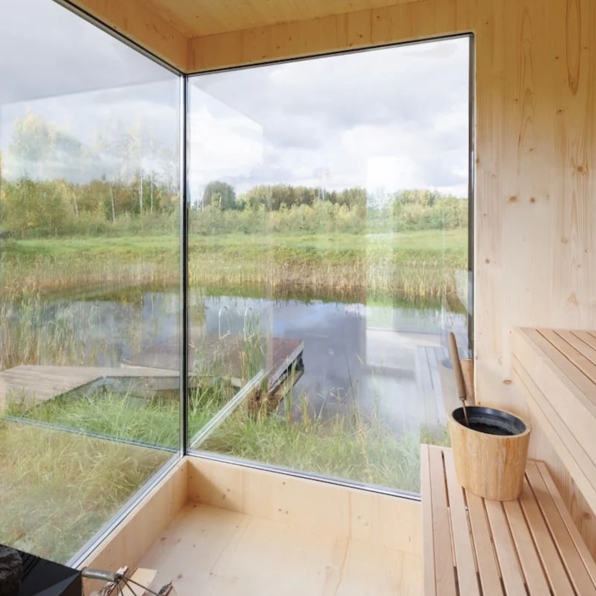 Genevas Zermatt 5 Person Outdoor Sauna with Changing Room - My Store