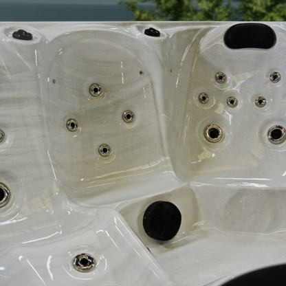 Hallboro HydroZen 5 Person Hot Tub - My Store