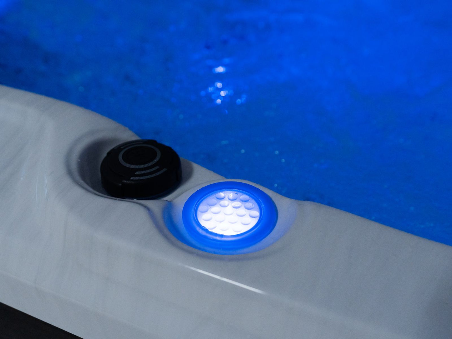 Superior Wellness OR7523 5 Person Luxury Spa Hot Tub