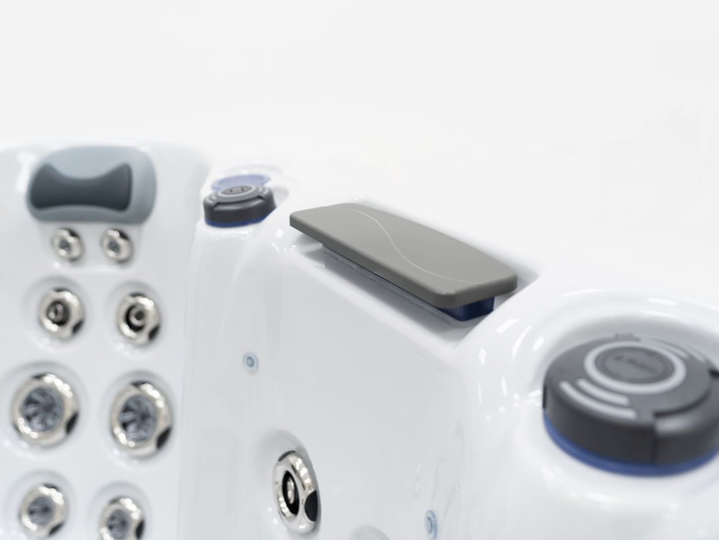 Superior Wellness OR5907 7 Person Luxury Spa Hot Tub