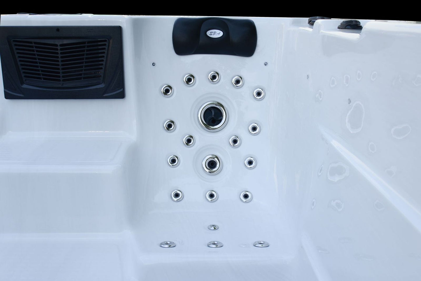 Superior Wellness Neptune 6 Person Luxury Swim spa