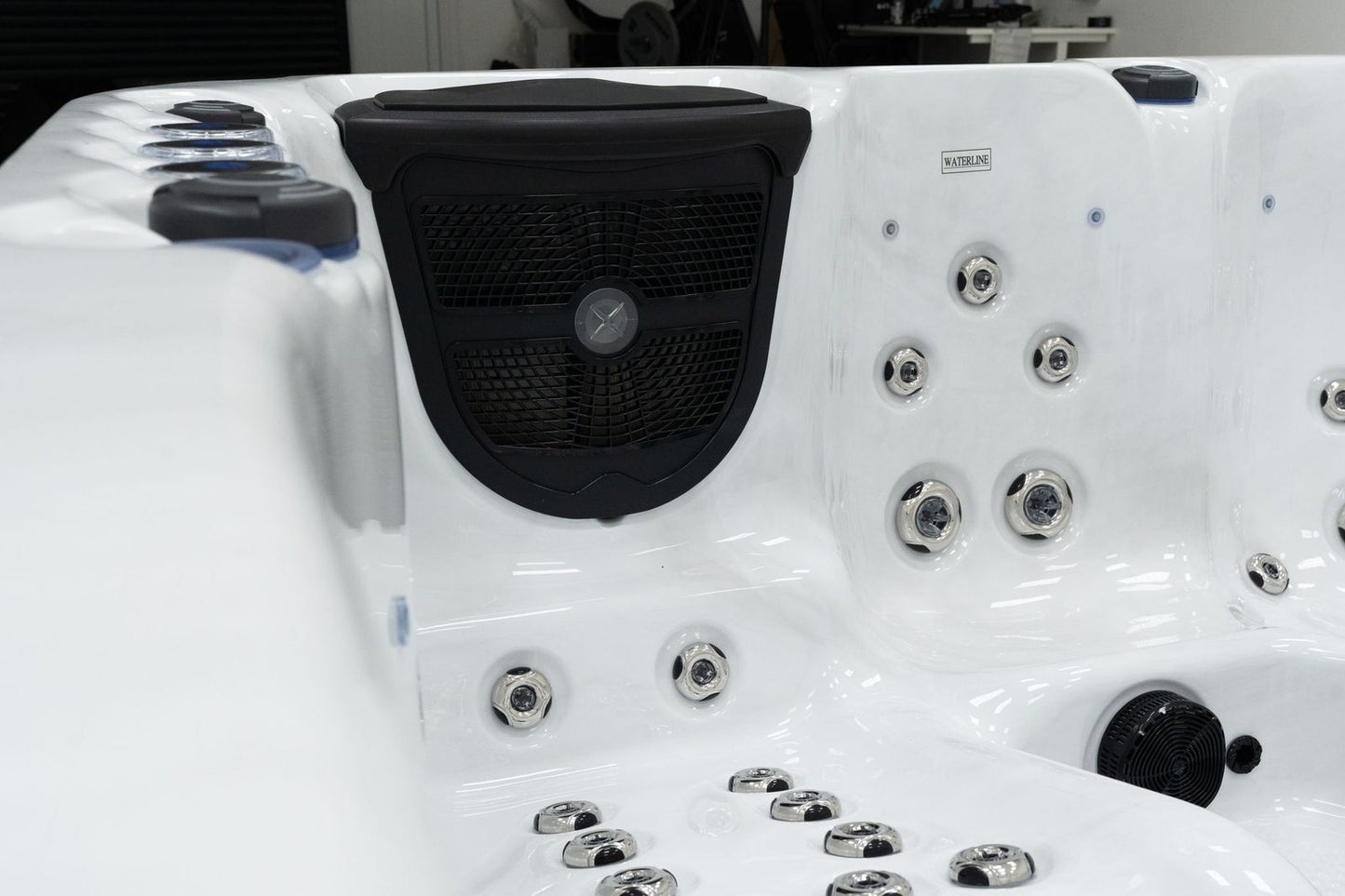 Superior Wellness OR5915 6 Person Luxury Spa Hot Tub