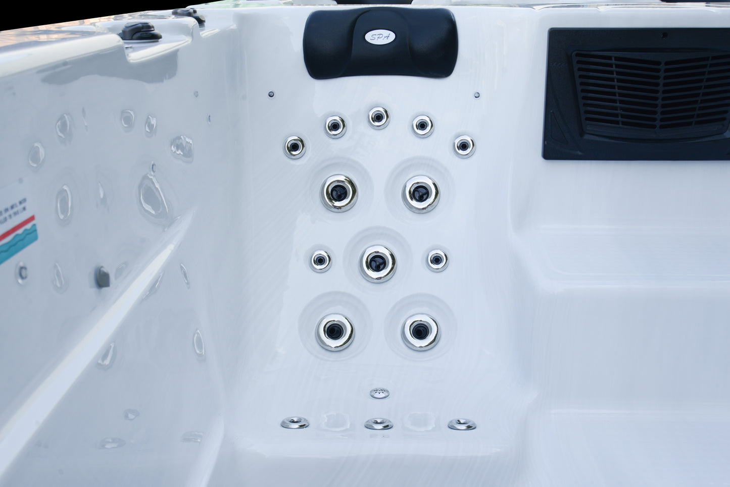 Superior Wellness Neptune 6 Person Luxury Swim spa