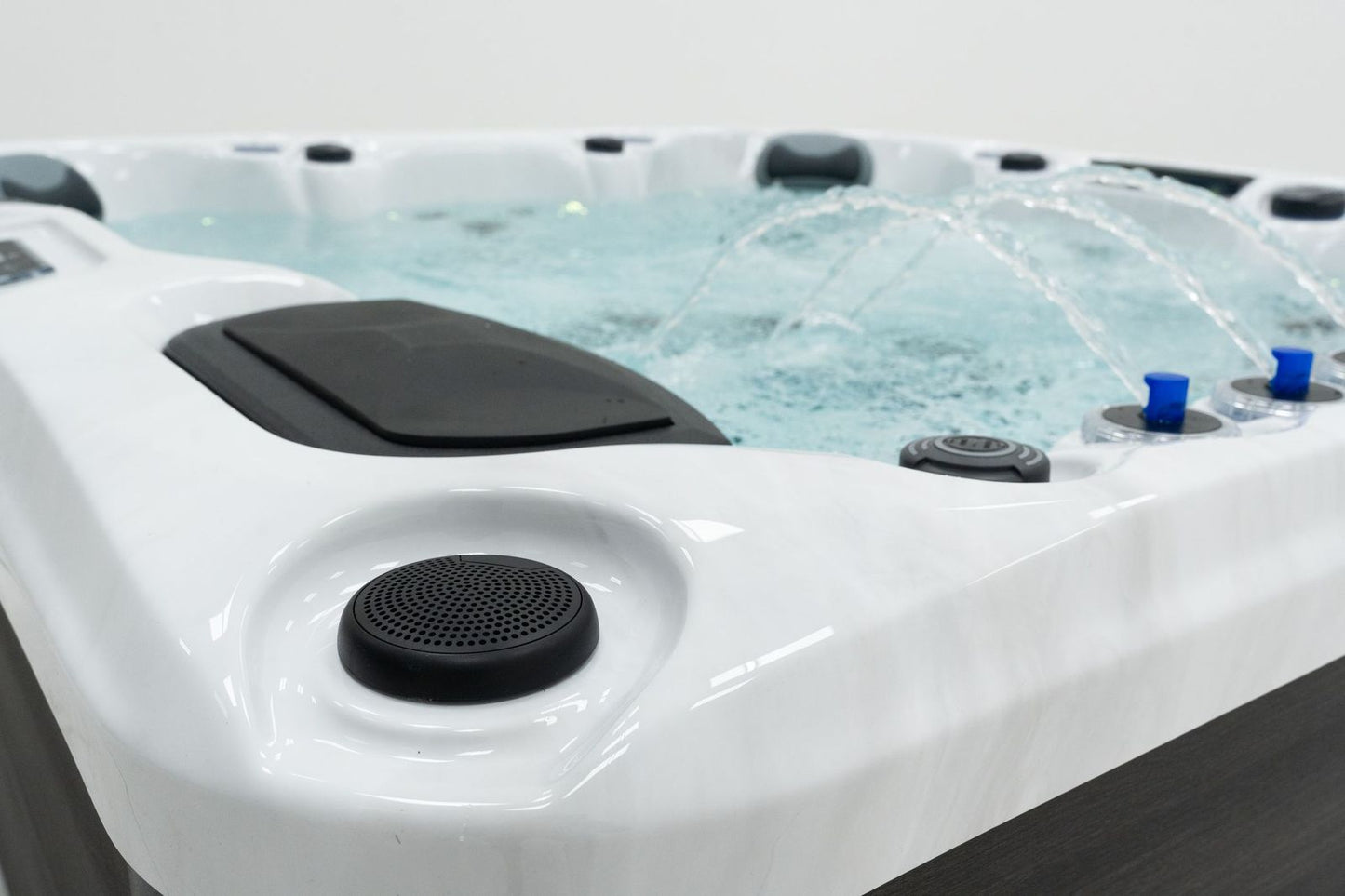 Superior Wellness OR5915 6 Person Luxury Spa Hot Tub