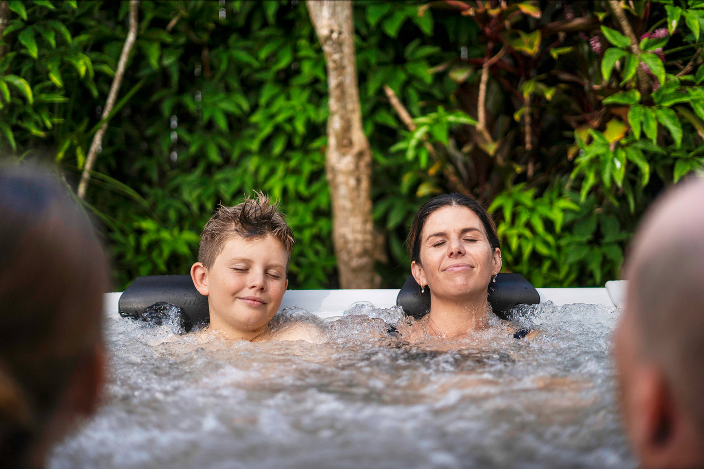 M Spa Oslo Amber Up To 6 Person Portable Hot Tub