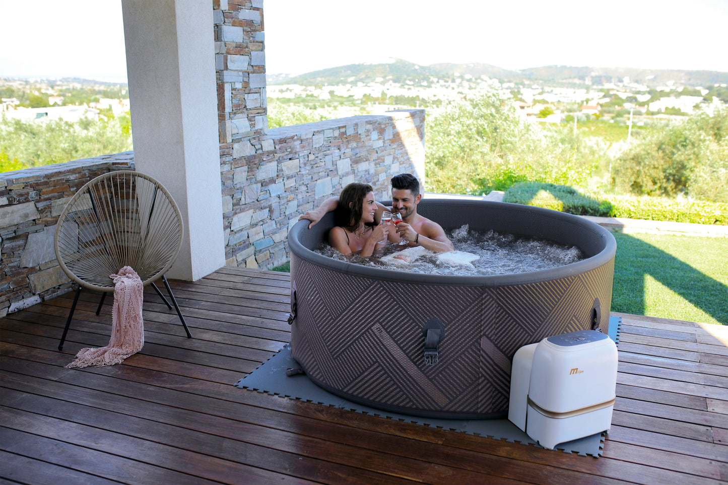 M Spa Mono 6-8 Person Portable Hot Tub