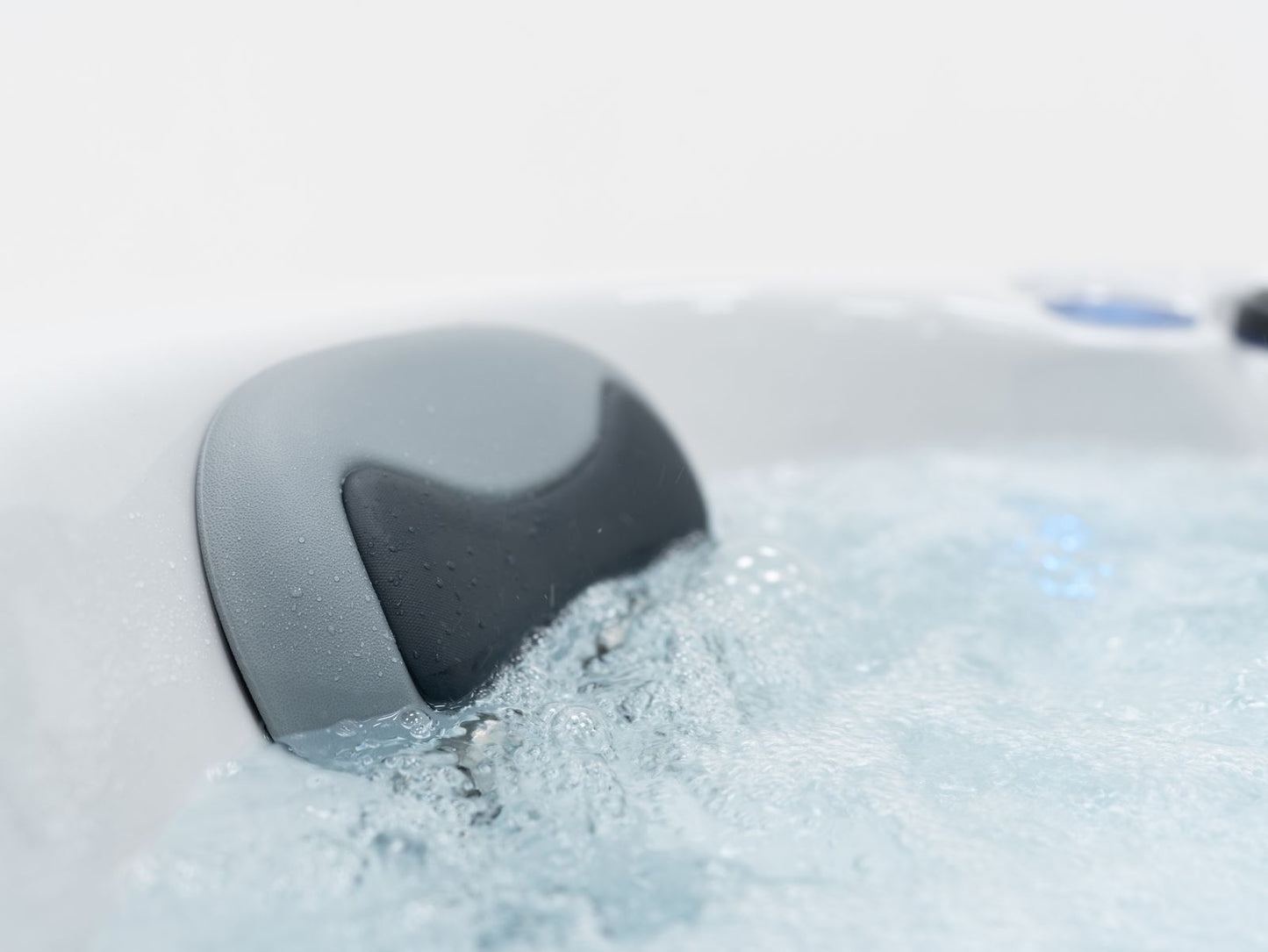 Superior Wellness OR5907 7 Person Luxury Spa Hot Tub