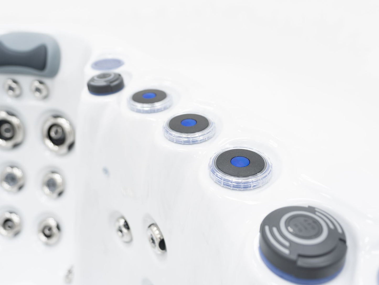 Superior Wellness OR5907 7 Person Luxury Spa Hot Tub