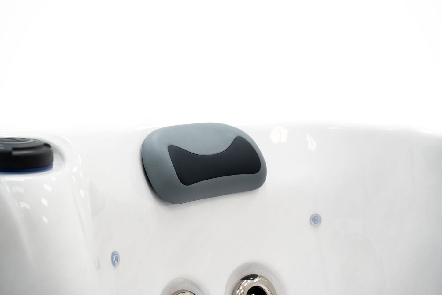 Superior Wellness OR2612 3 Person Luxury Hot Tub