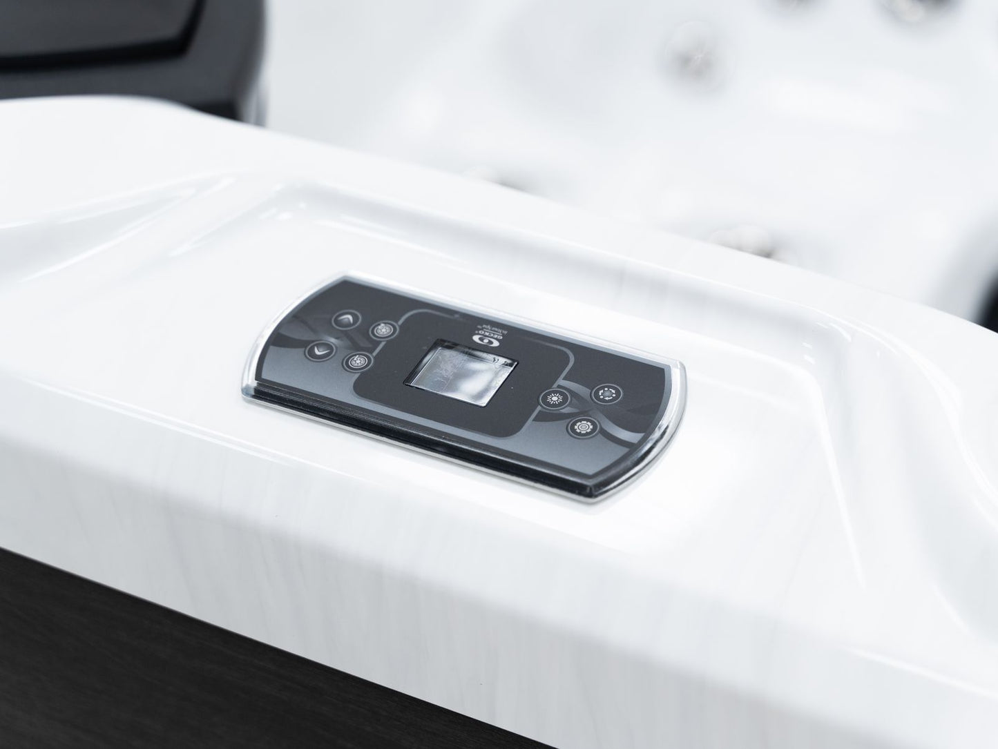 Superior Wellness OR7523 5 Person Luxury Spa Hot Tub