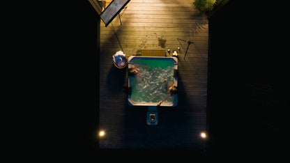 M Spa Oslo Plus XL 5 - 6 Person Portable Hot Tub