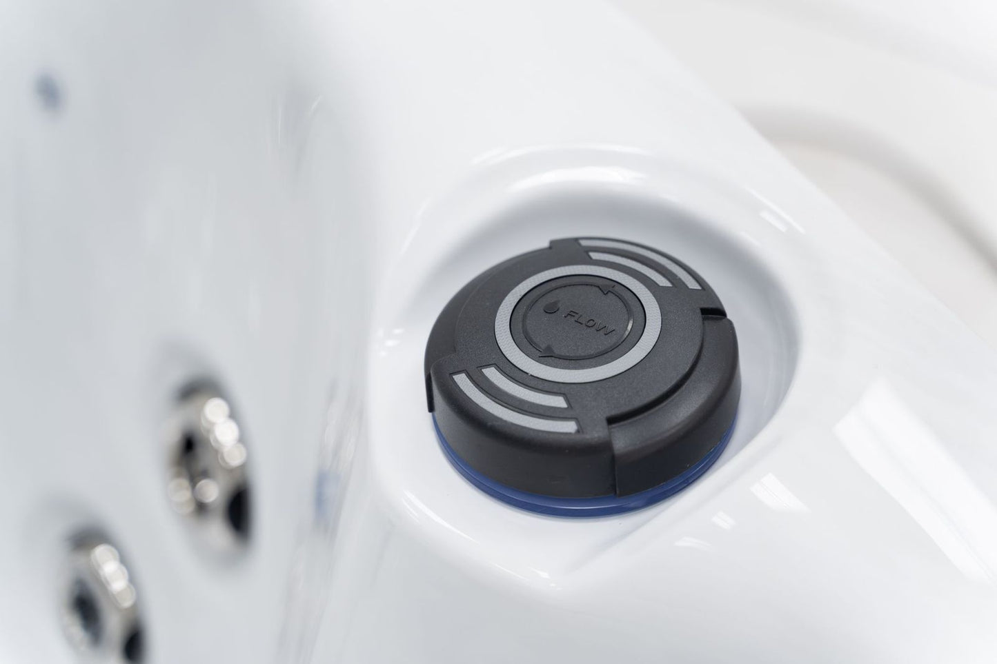 Superior Wellness  OR2507 7 Person Luxury Spa Hot Tub