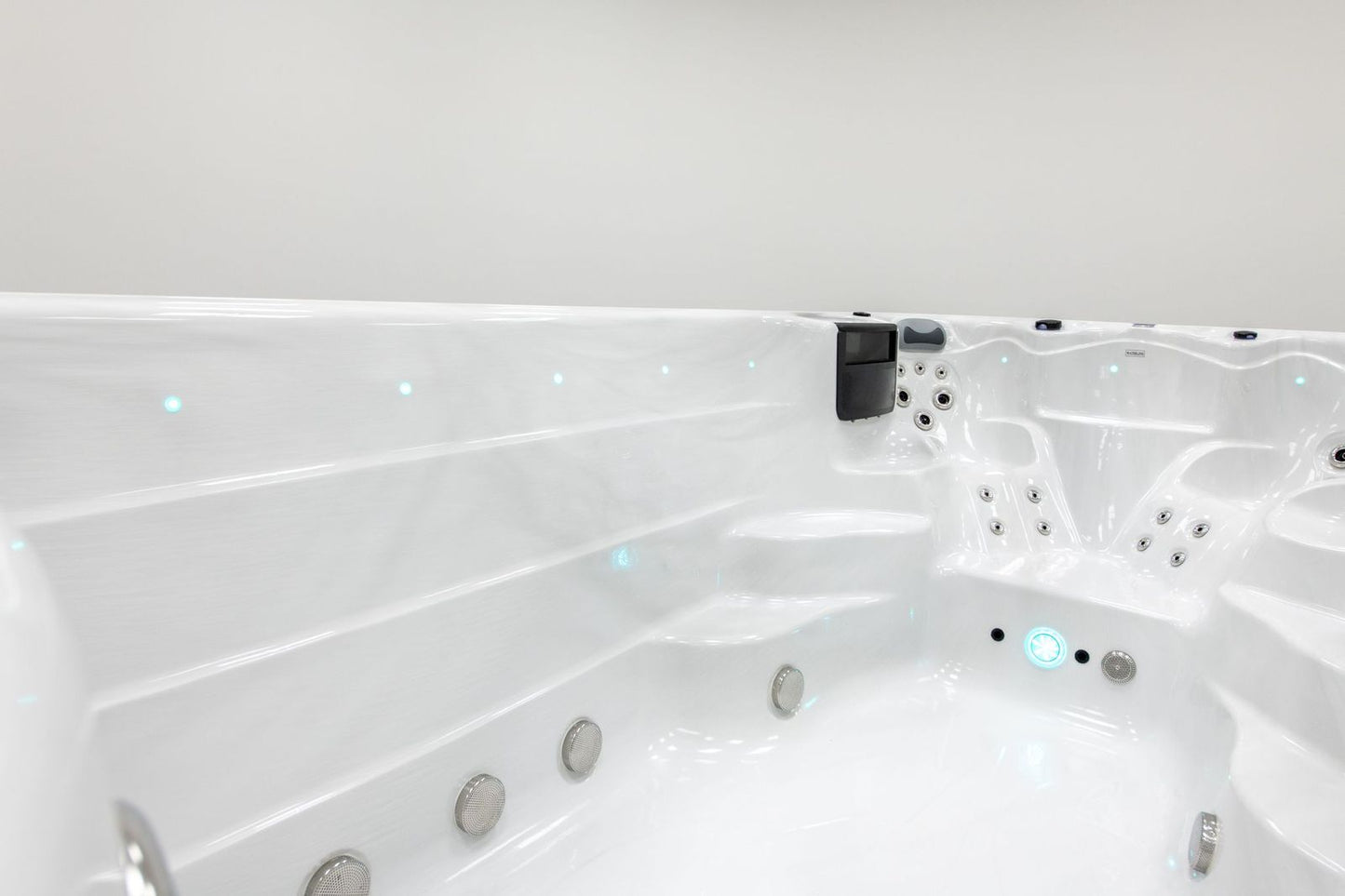 Superior Wellness Ares 4 Person Luxury Swim Spa